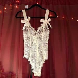 vintage ivory v.s. bodysuit